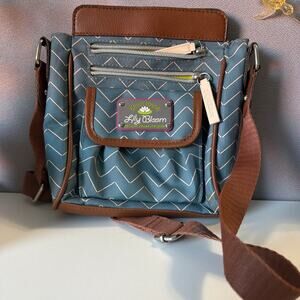 Lily bloom crossbody
